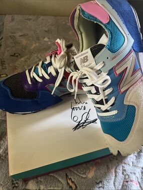 New Balance 547 Men's Multi-Color Retro Runner - Blue/Turquoise/Purple/Red/Cream